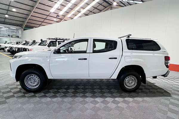 2019 Mitsubishi Triton GLX MR 4X4