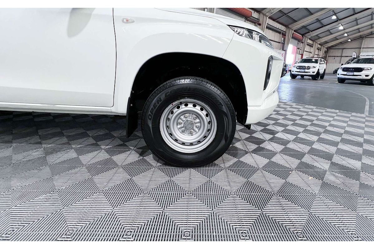 2019 Mitsubishi Triton GLX MR 4X4