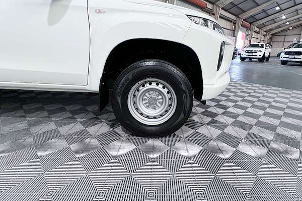 2019 Mitsubishi Triton GLX MR 4X4