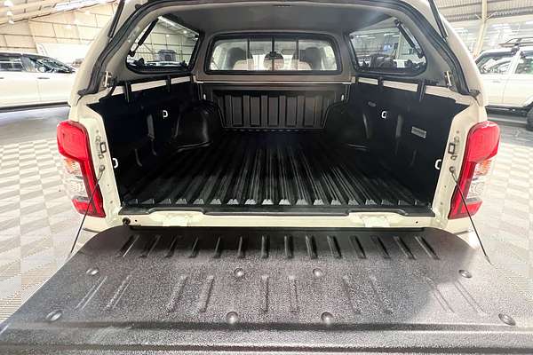 2019 Mitsubishi Triton GLX MR 4X4