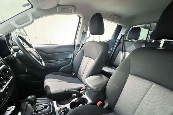 2019 Mitsubishi Triton GLX MR 4X4