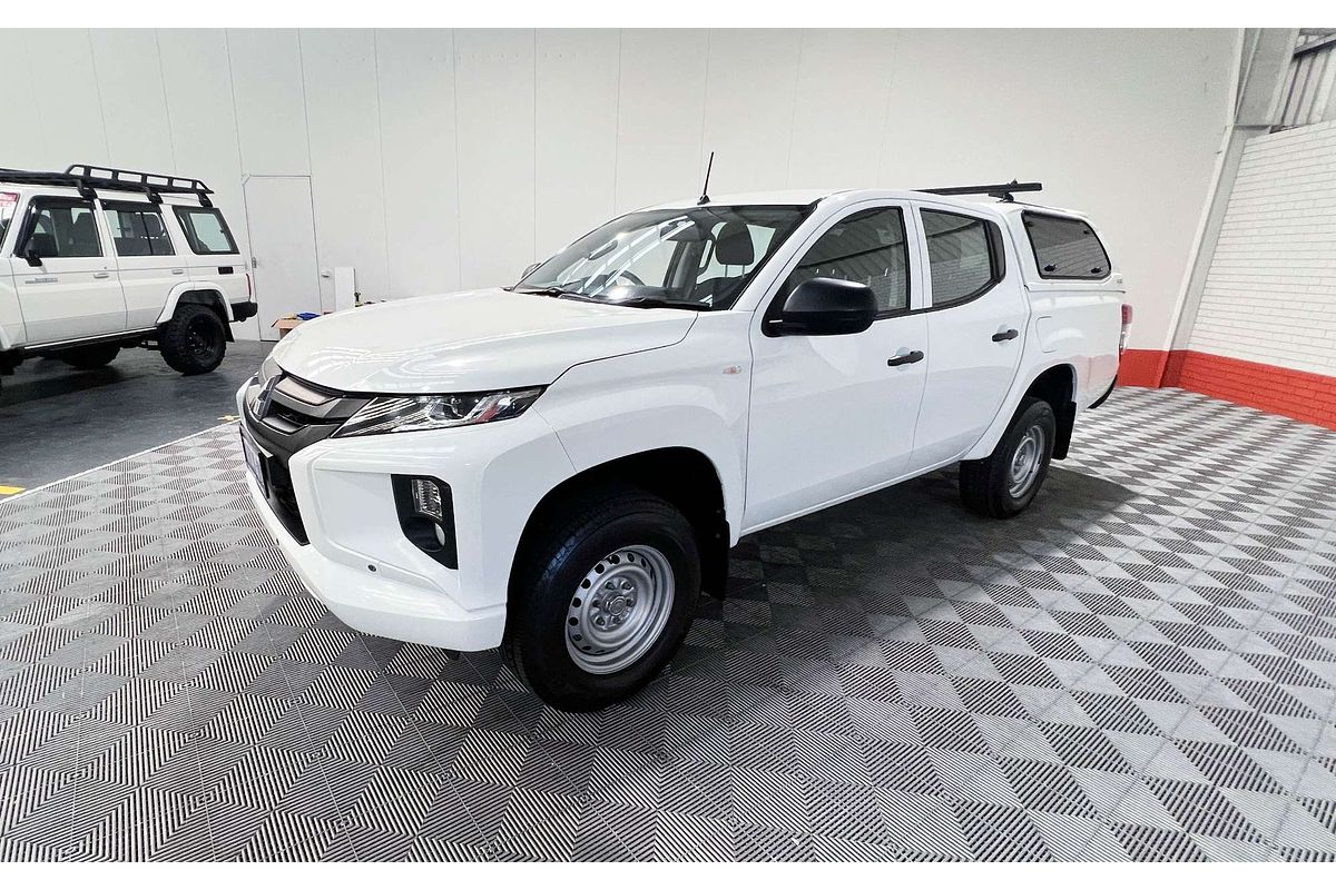 2019 Mitsubishi Triton GLX MR 4X4