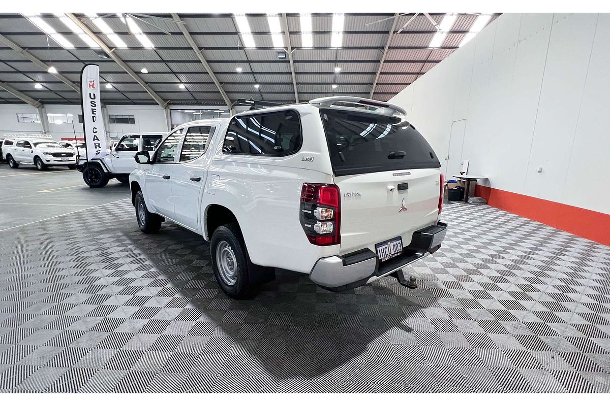 2019 Mitsubishi Triton GLX MR 4X4