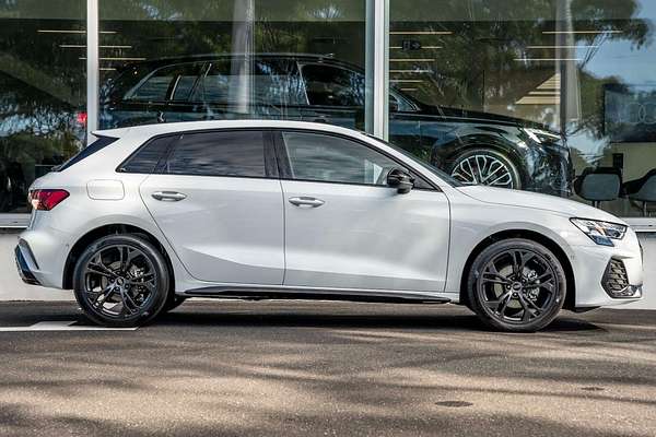 2024 Audi A3 35 TFSI S line GY