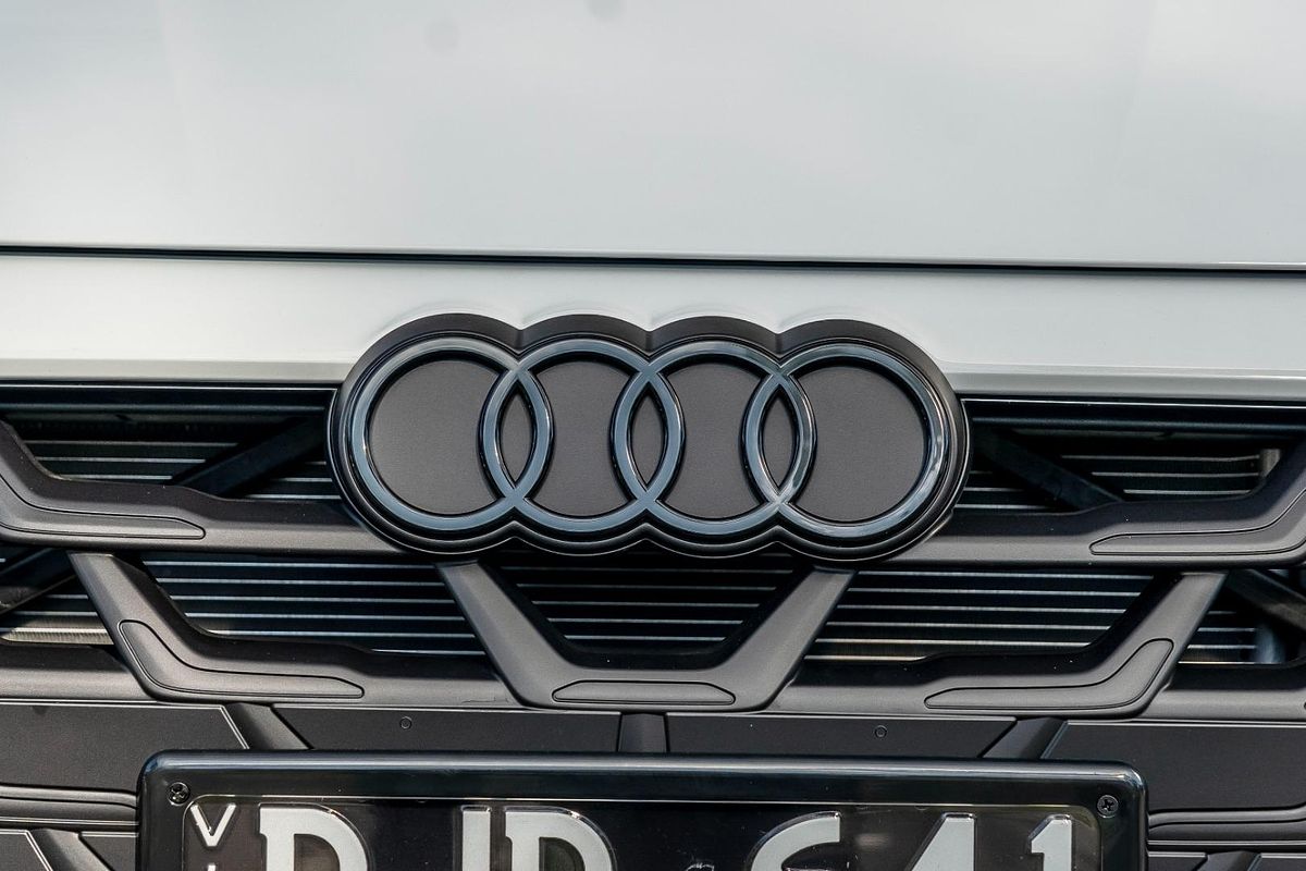 2024 Audi A3 35 TFSI S line GY
