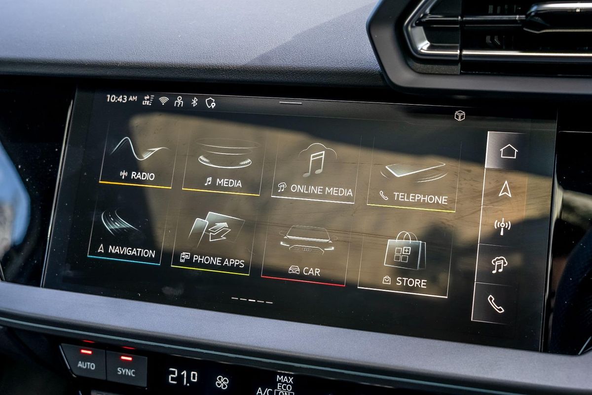 2024 Audi A3 35 TFSI S line GY