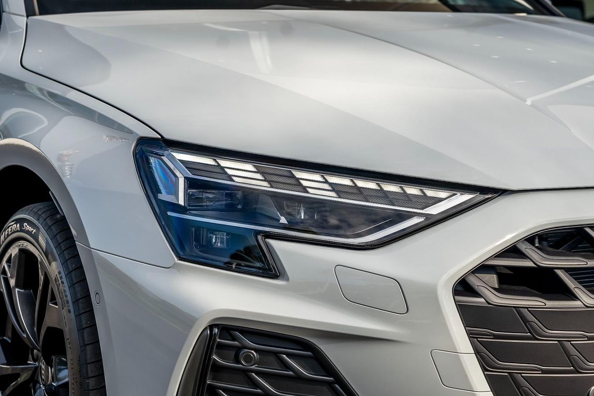 2024 Audi A3 35 TFSI S line GY