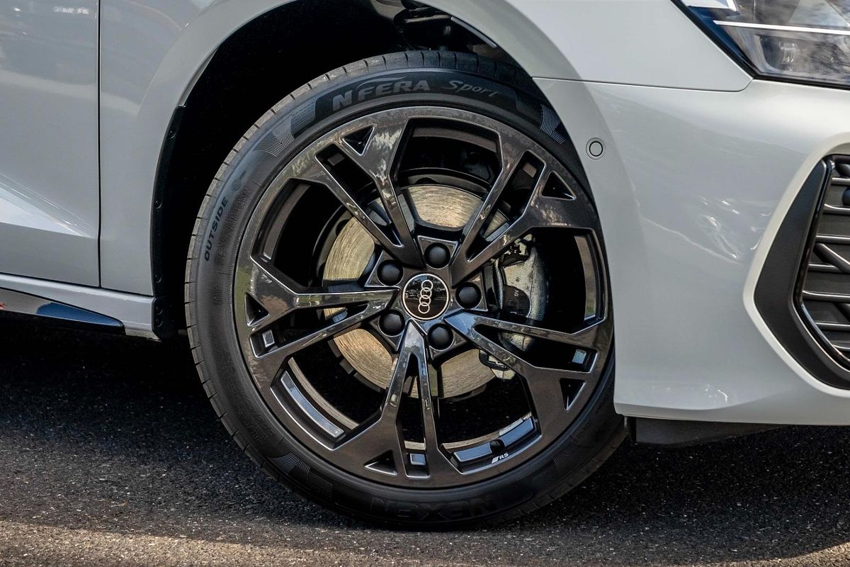 2024 Audi A3 35 TFSI S line GY