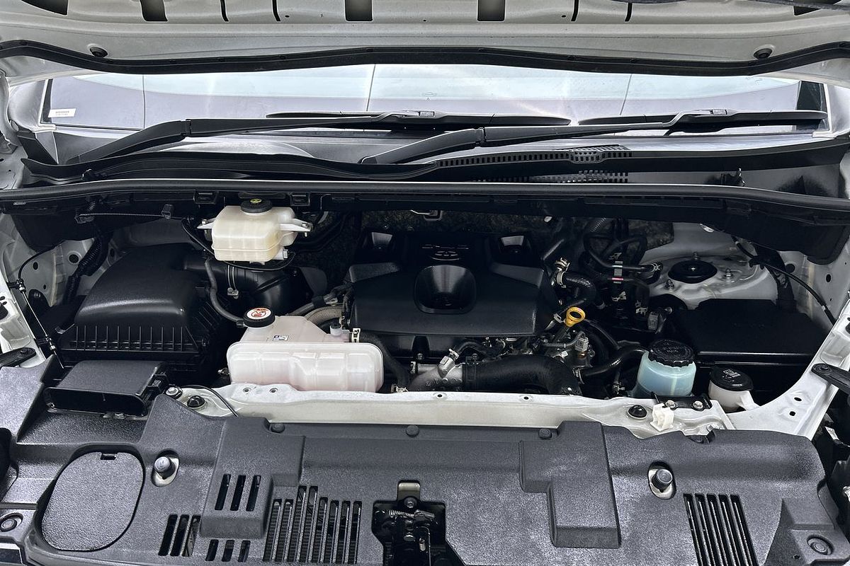 2024 Toyota Hiace GDH300R LWB