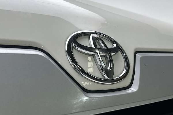 2024 Toyota Hiace GDH300R LWB