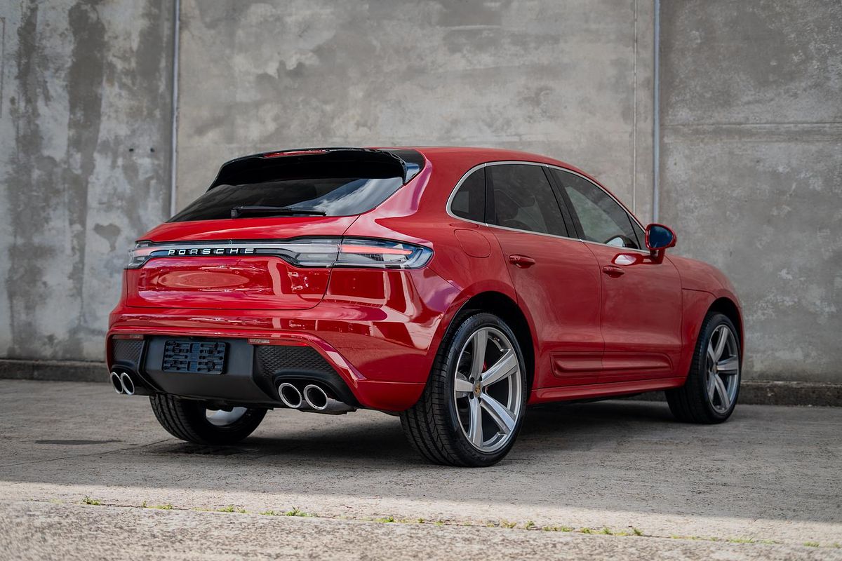 2022 Porsche Macan S 95B