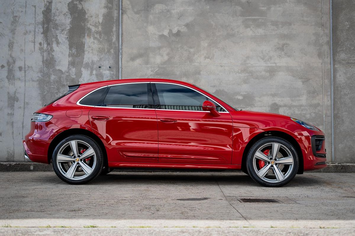 2022 Porsche Macan S 95B