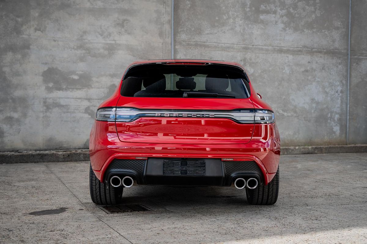2022 Porsche Macan S 95B