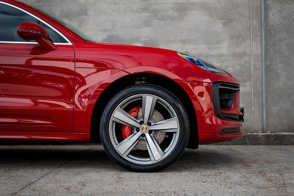 2022 Porsche Macan S 95B