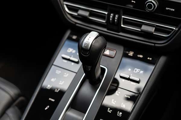 2022 Porsche Macan S 95B