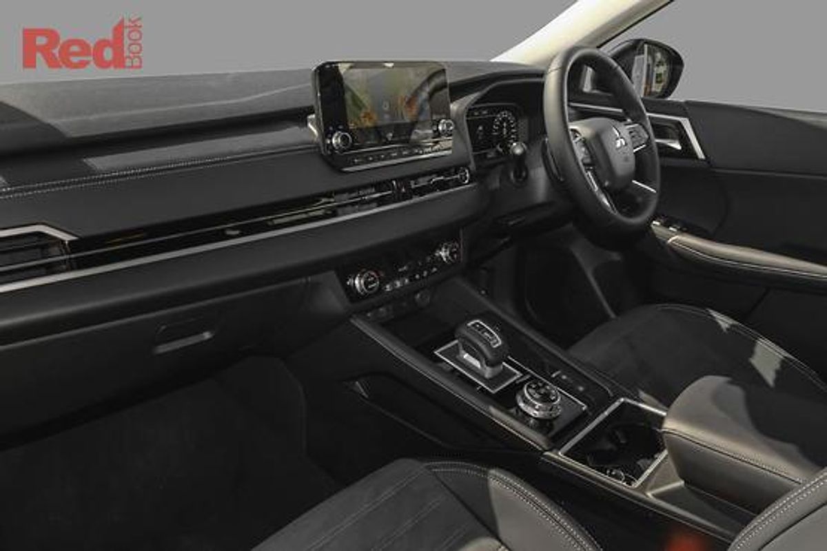 2025 Mitsubishi Outlander PHEV Aspire ZM