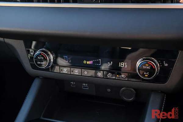 2025 Mitsubishi Outlander PHEV Aspire ZM