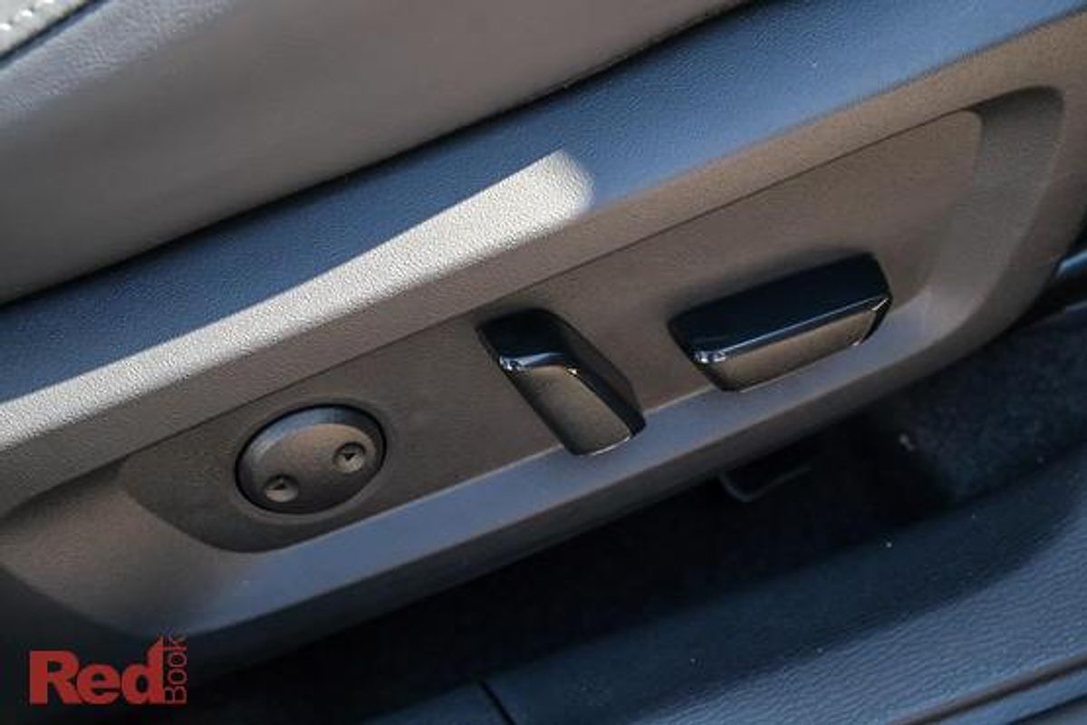 2025 Mitsubishi Outlander PHEV Aspire ZM