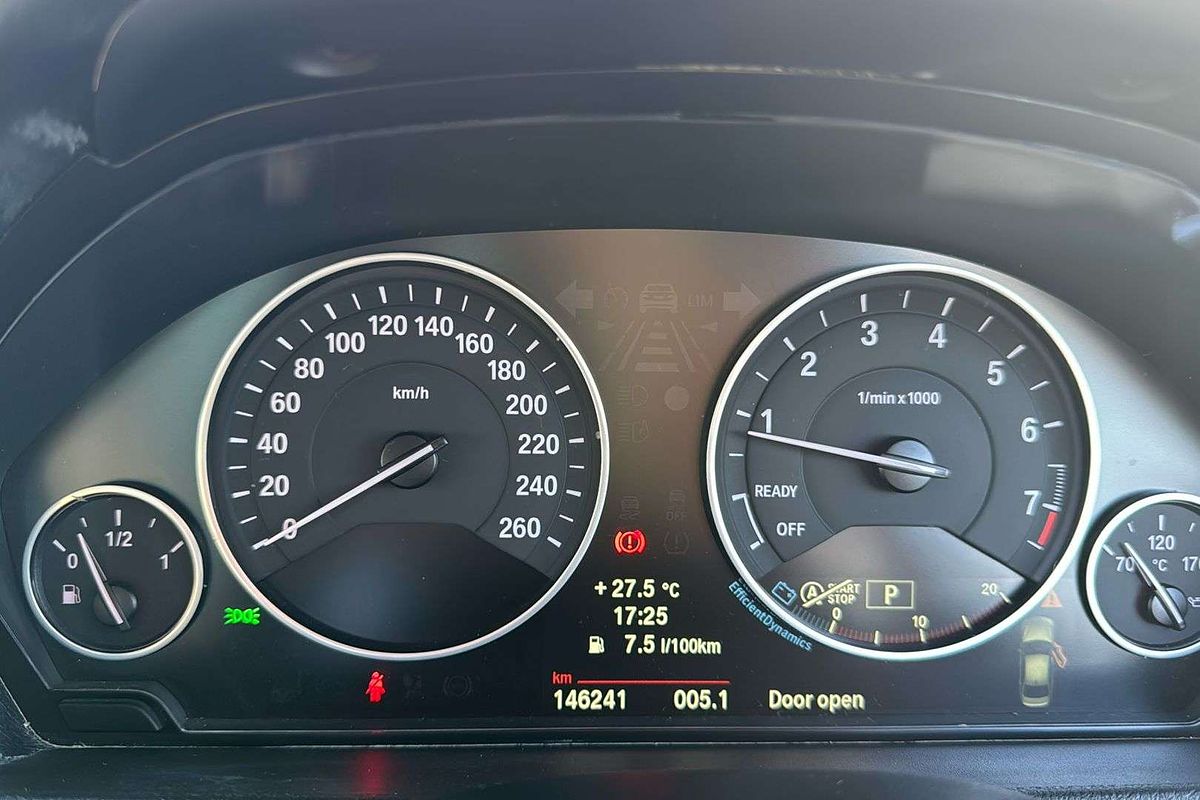 2013 BMW 3 Series 328i F30
