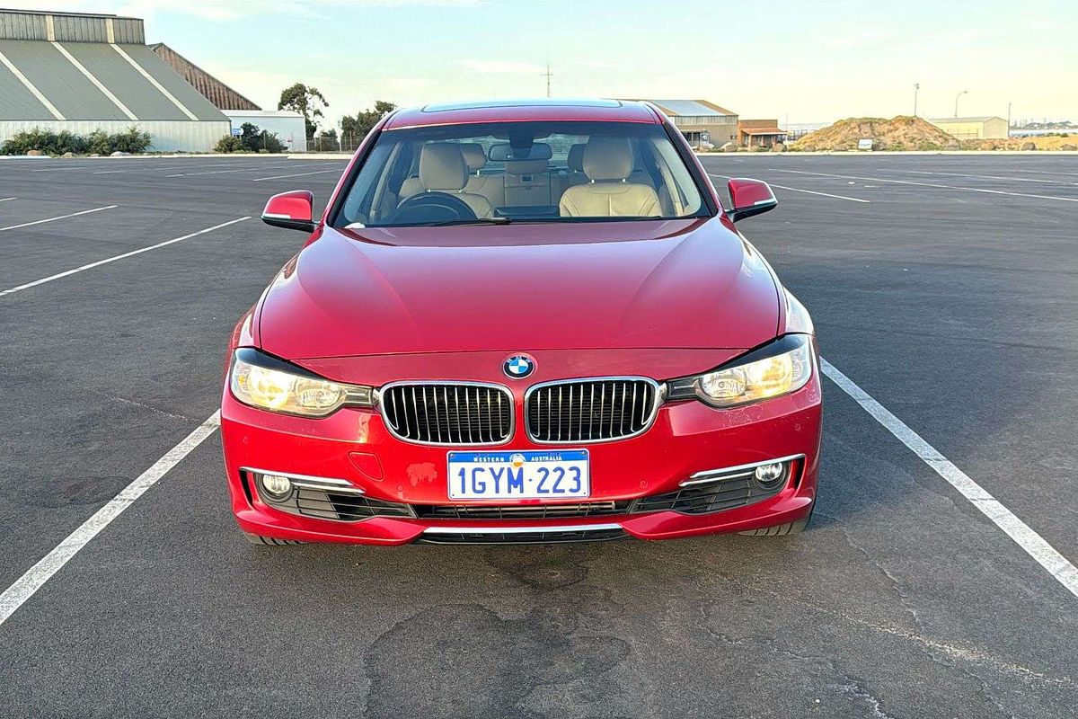 2013 BMW 3 Series 328i F30