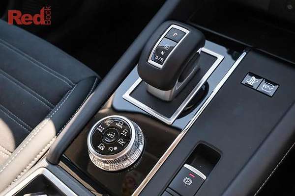2025 Mitsubishi Outlander PHEV Aspire ZM