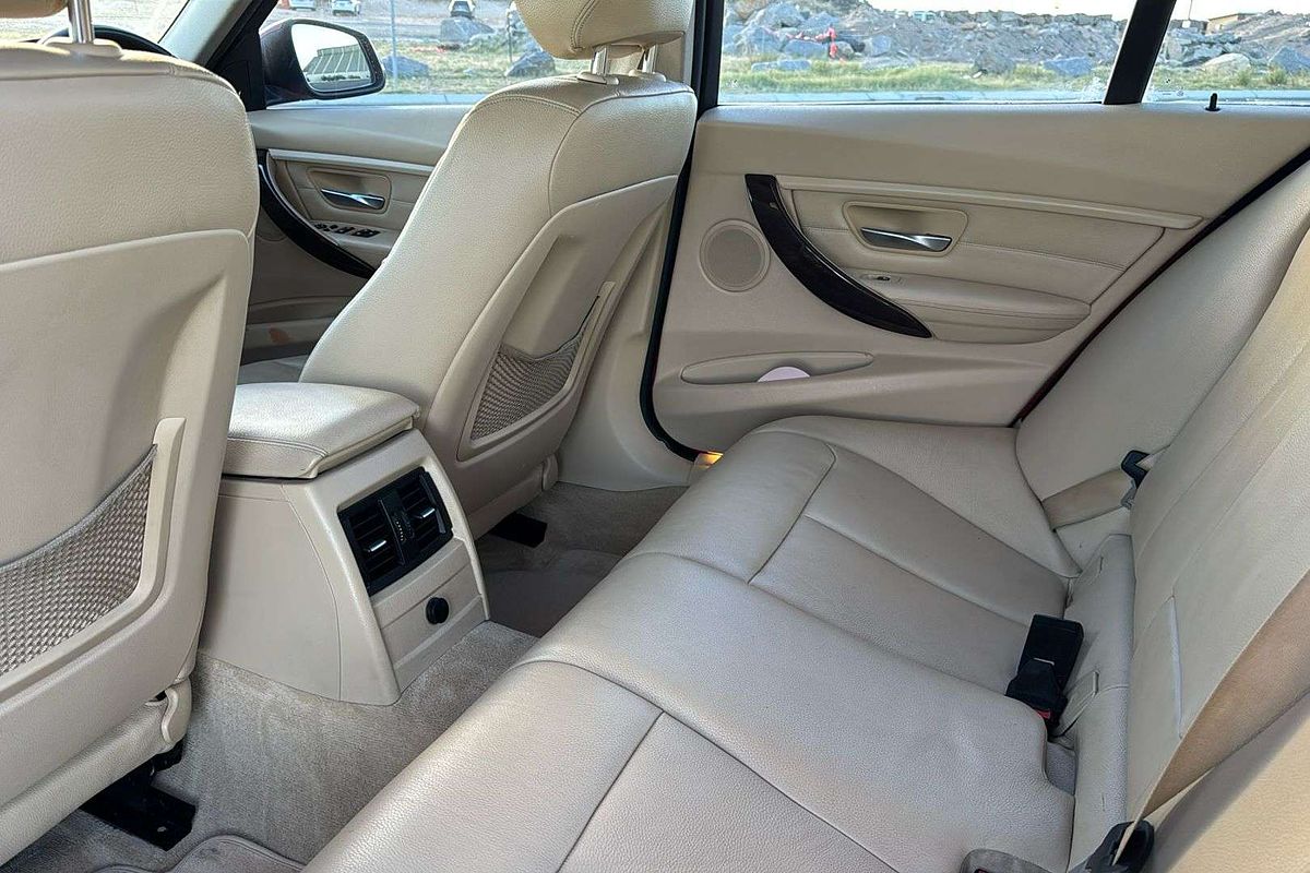 2013 BMW 3 Series 328i F30