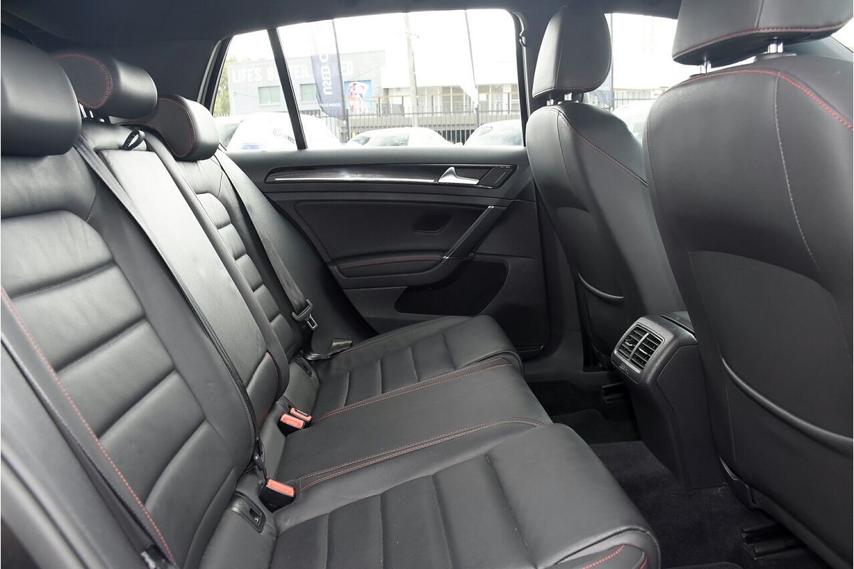 2014 Volkswagen Golf GTI 7