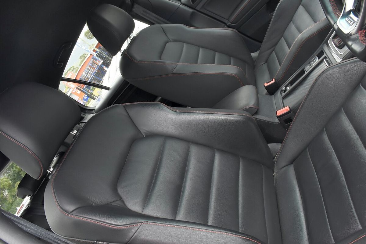 2014 Volkswagen Golf GTI 7