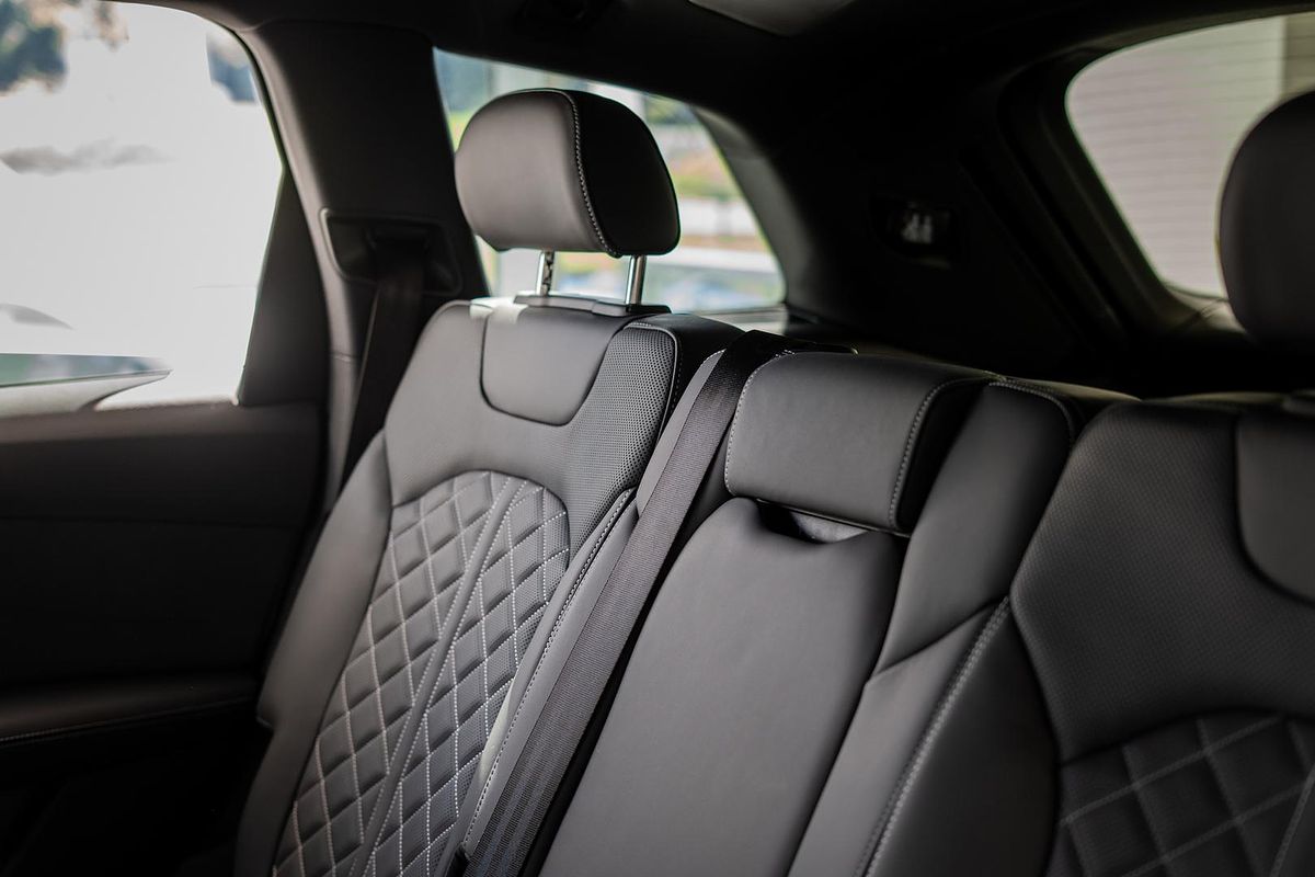 2025 Audi SQ7 TFSI 4M