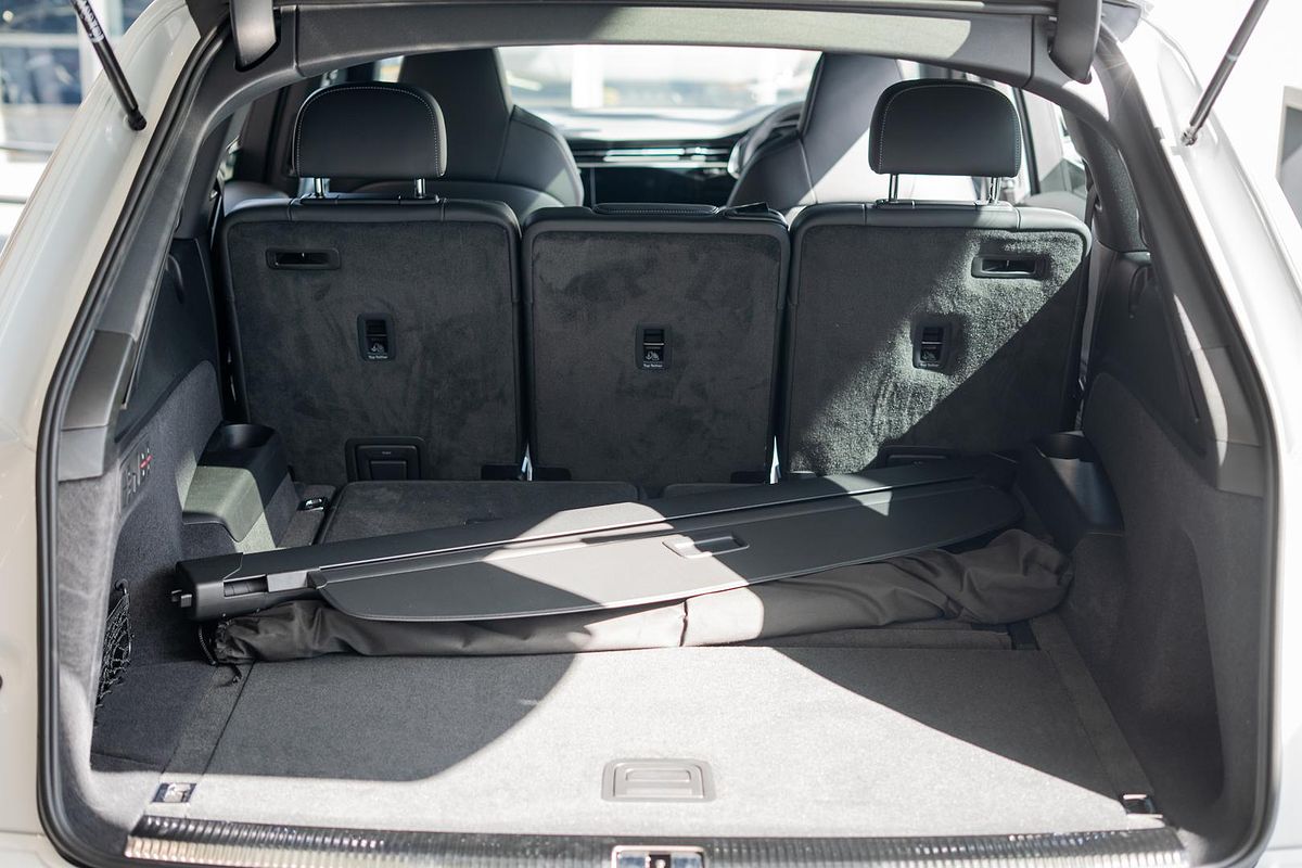 2025 Audi SQ7 TFSI 4M