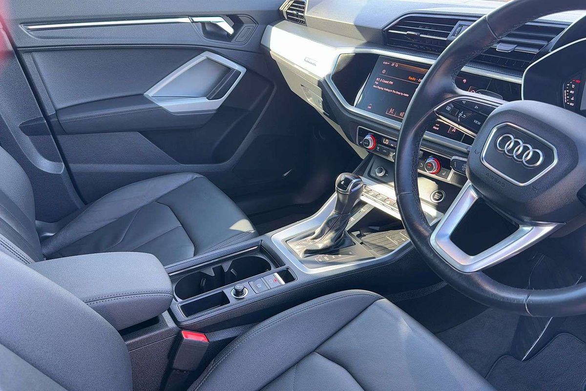 2021 Audi Q3 40 TFSI F3