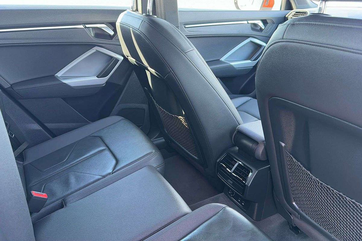 2021 Audi Q3 40 TFSI F3