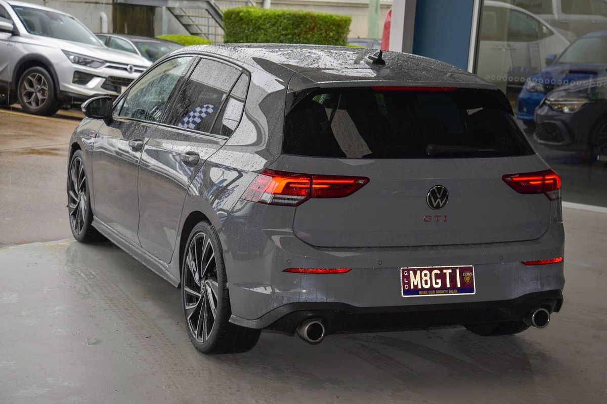 2024 Volkswagen Golf GTI 8