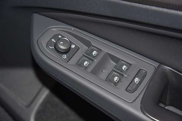 2024 Volkswagen Golf GTI 8
