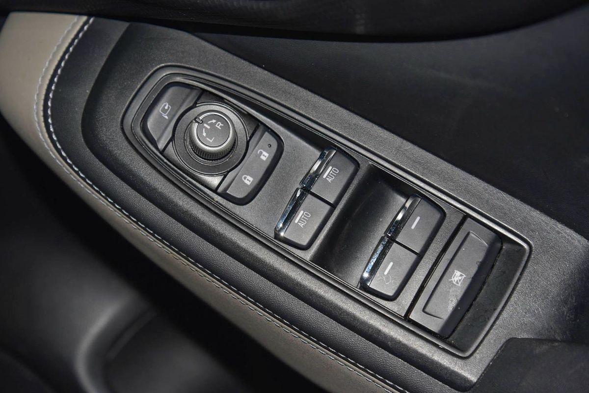2022 Subaru Forester 2.5i-S S5