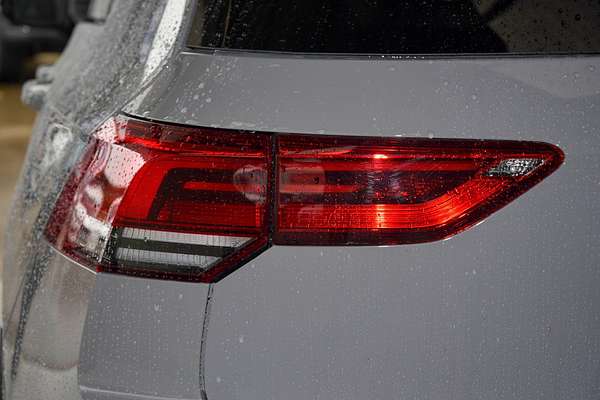 2024 Volkswagen Golf GTI 8