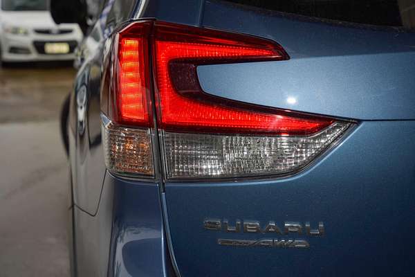 2022 Subaru Forester 2.5i-S S5