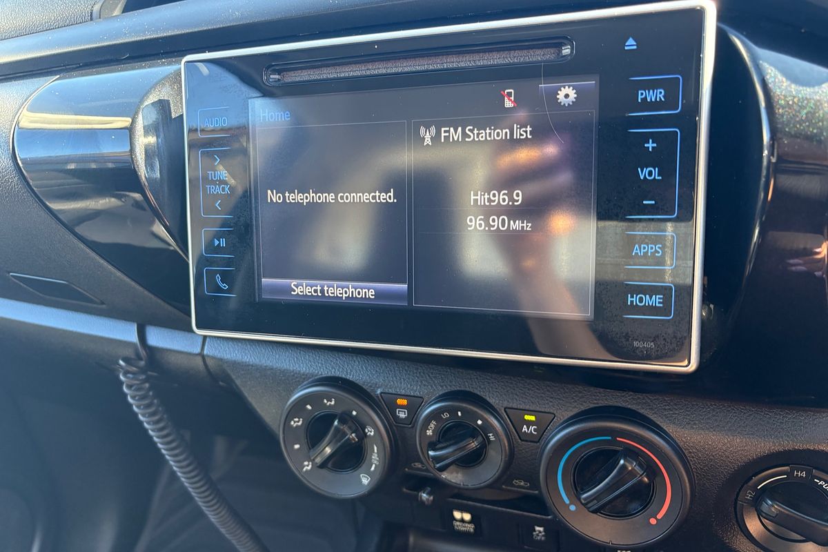 2018 Toyota Hilux SR GUN126R 4X4