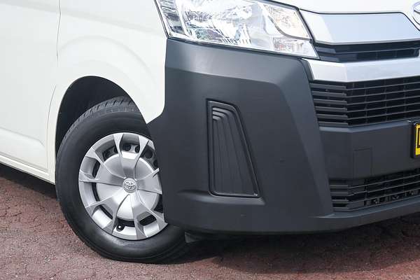 2022 Toyota Hiace GDH300R LWB