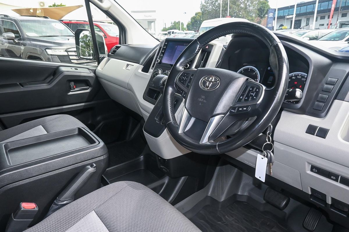 2022 Toyota Hiace GDH300R LWB