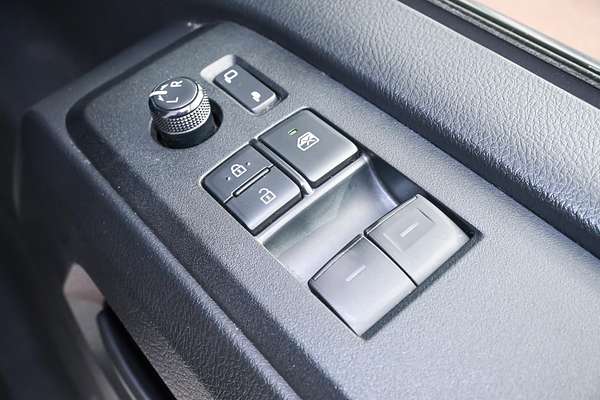 2022 Toyota Hiace GDH300R LWB