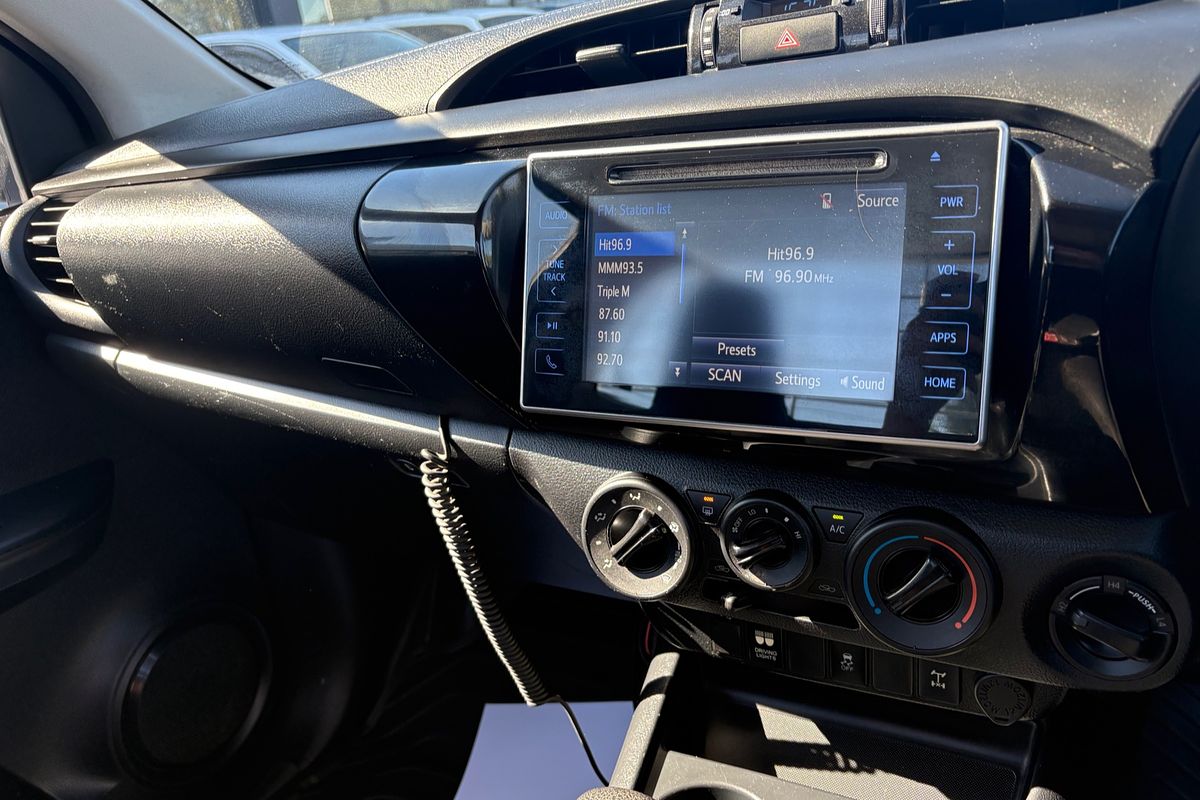 2018 Toyota Hilux SR GUN126R 4X4