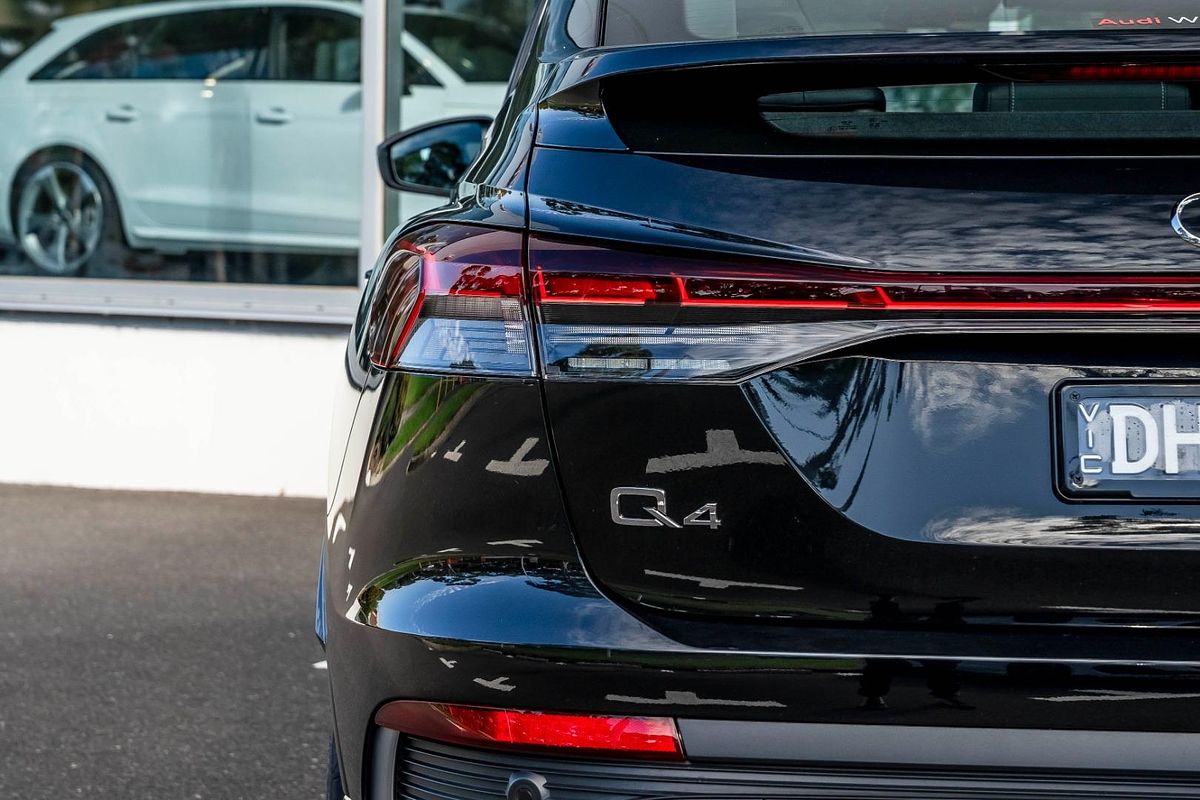 2024 Audi Q4 e-tron 45 F4