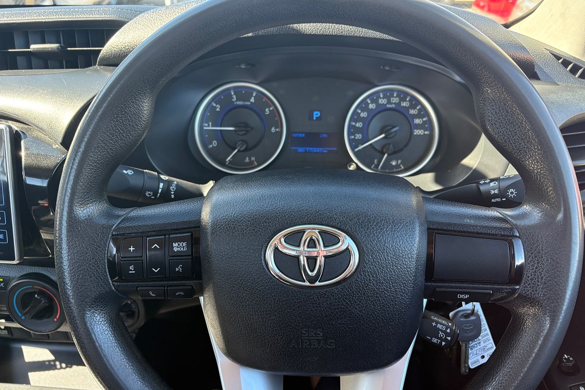 2018 Toyota Hilux SR GUN126R 4X4