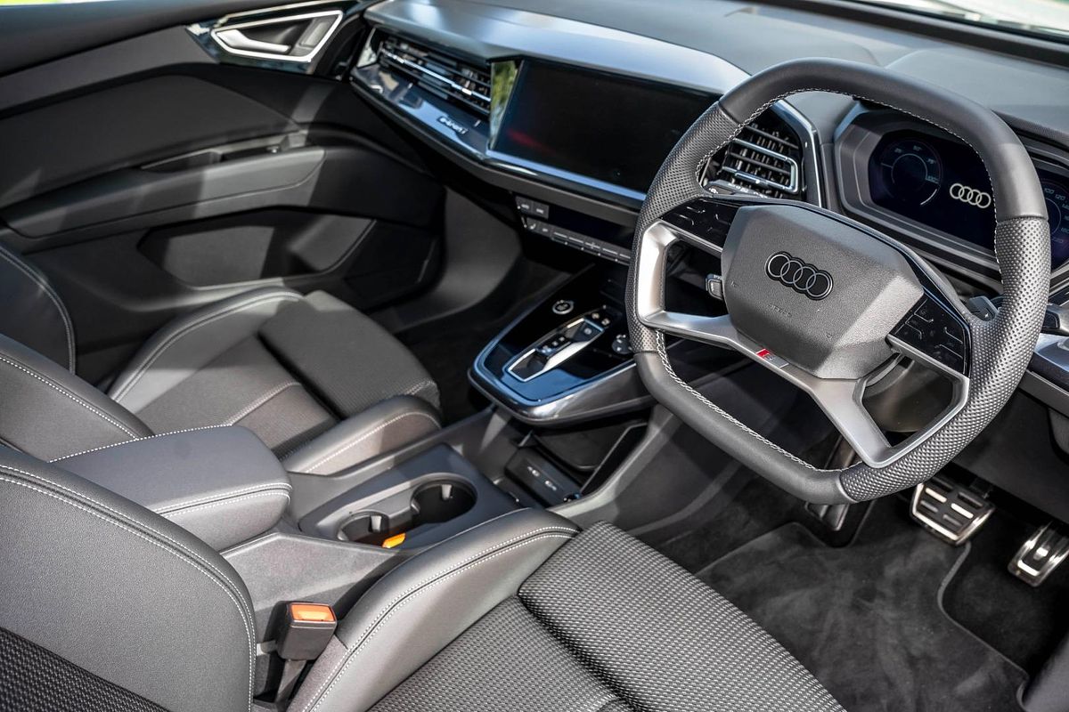 2024 Audi Q4 e-tron 45 F4