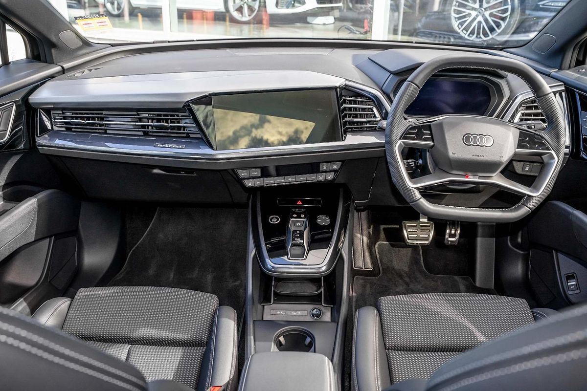 2024 Audi Q4 e-tron 45 F4