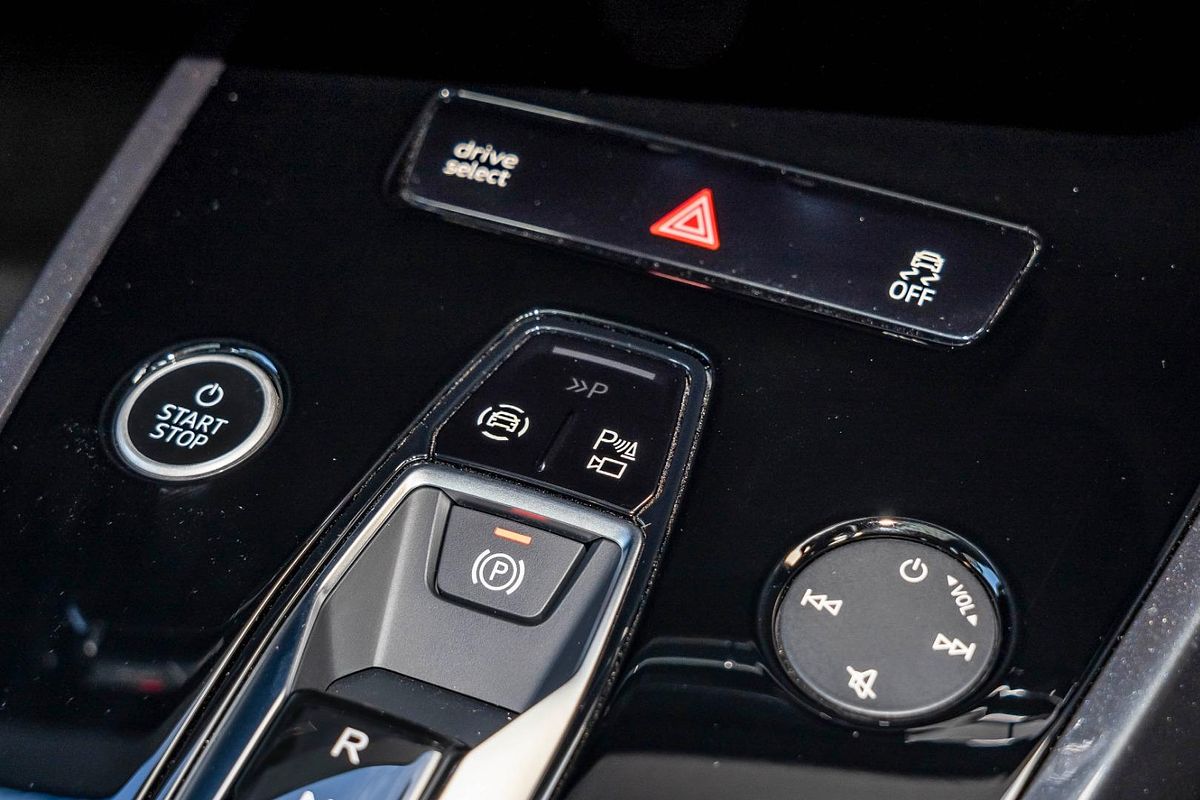 2024 Audi Q4 e-tron 45 F4