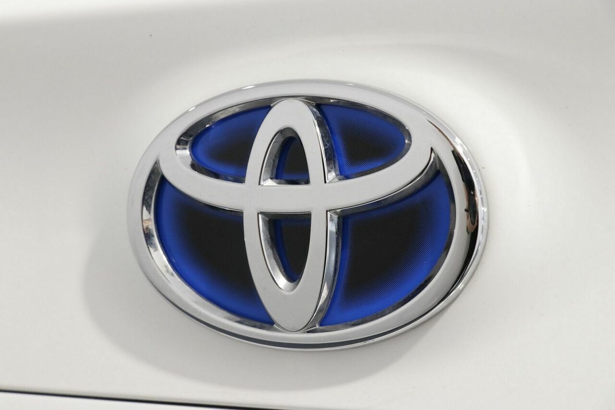 2020 Toyota Camry Ascent Sport AXVH71R