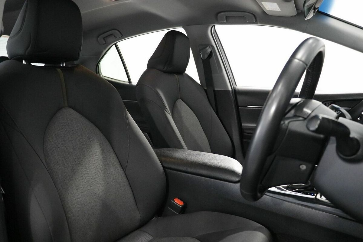 2020 Toyota Camry Ascent Sport AXVH71R