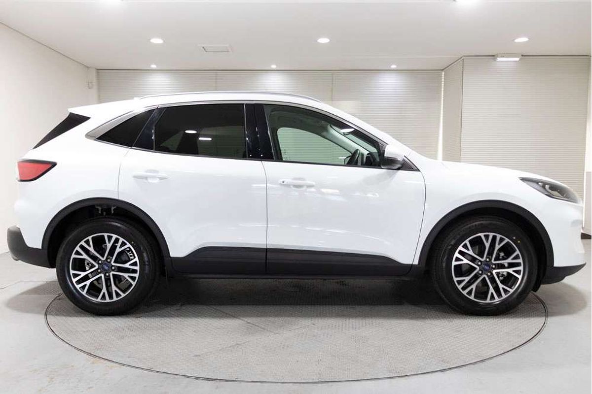 Ford ESCAPE 2022 SUV . . 2.0LP 8A FWD